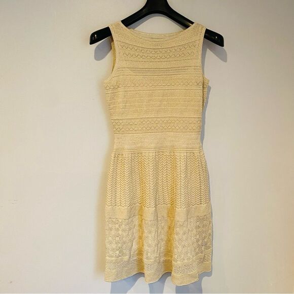 Lauren Ralph Lauren Gold Metallic Crochet Style Sleeveless Dress Size Medium - Picture 1 of 6